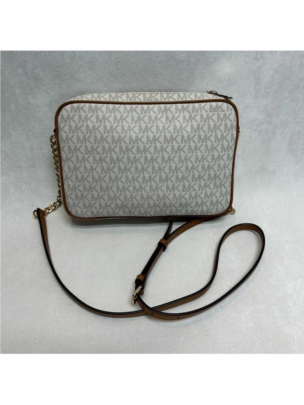 EUC Michael Kors Jet Set Large Crossbody - Picture 5 of 11